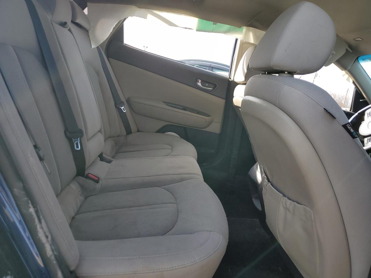 2016 Kia Optima - Image 10