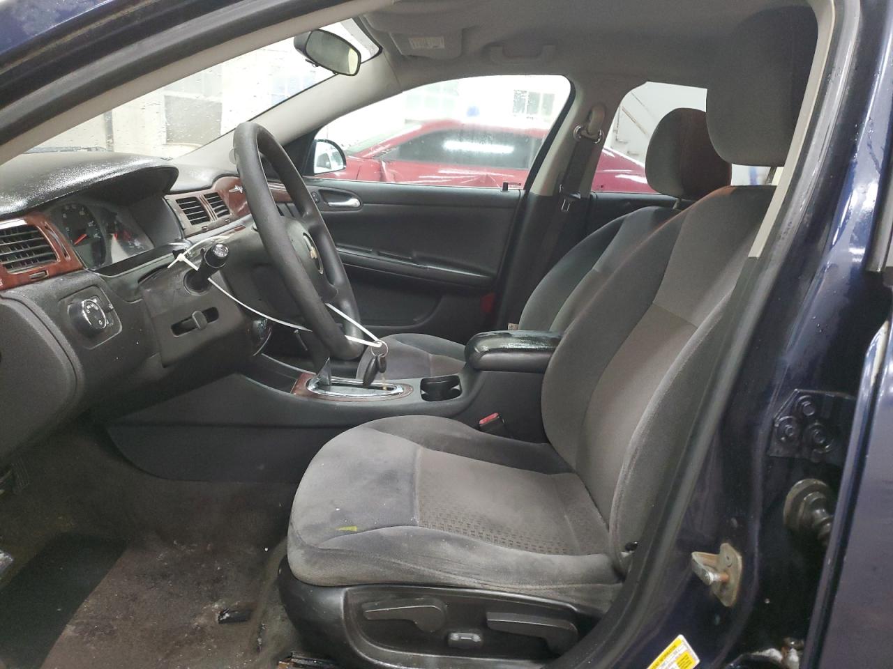 2010 Chevrolet Impala - Image 7
