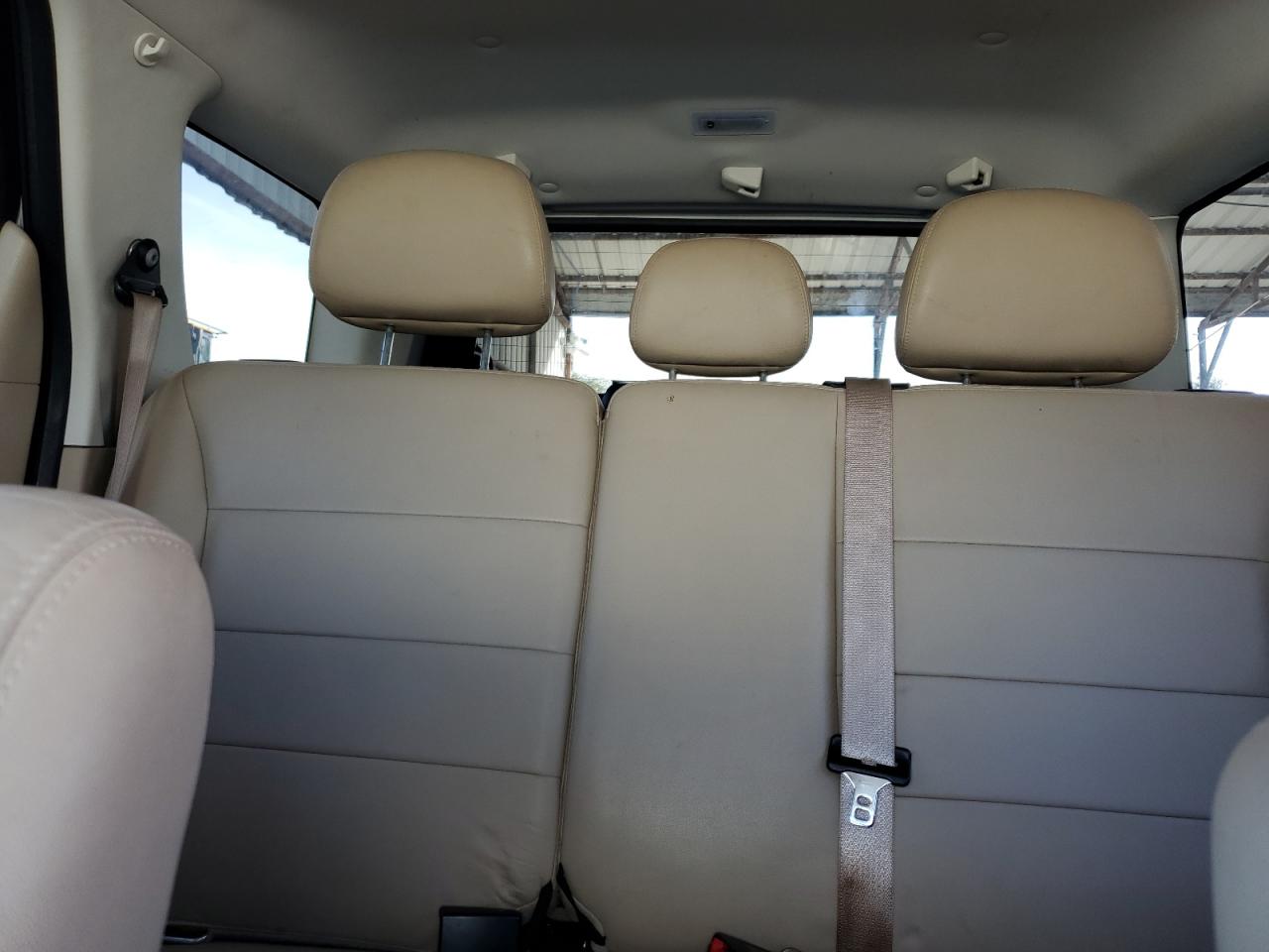 2010 Ford Escape - Image 10