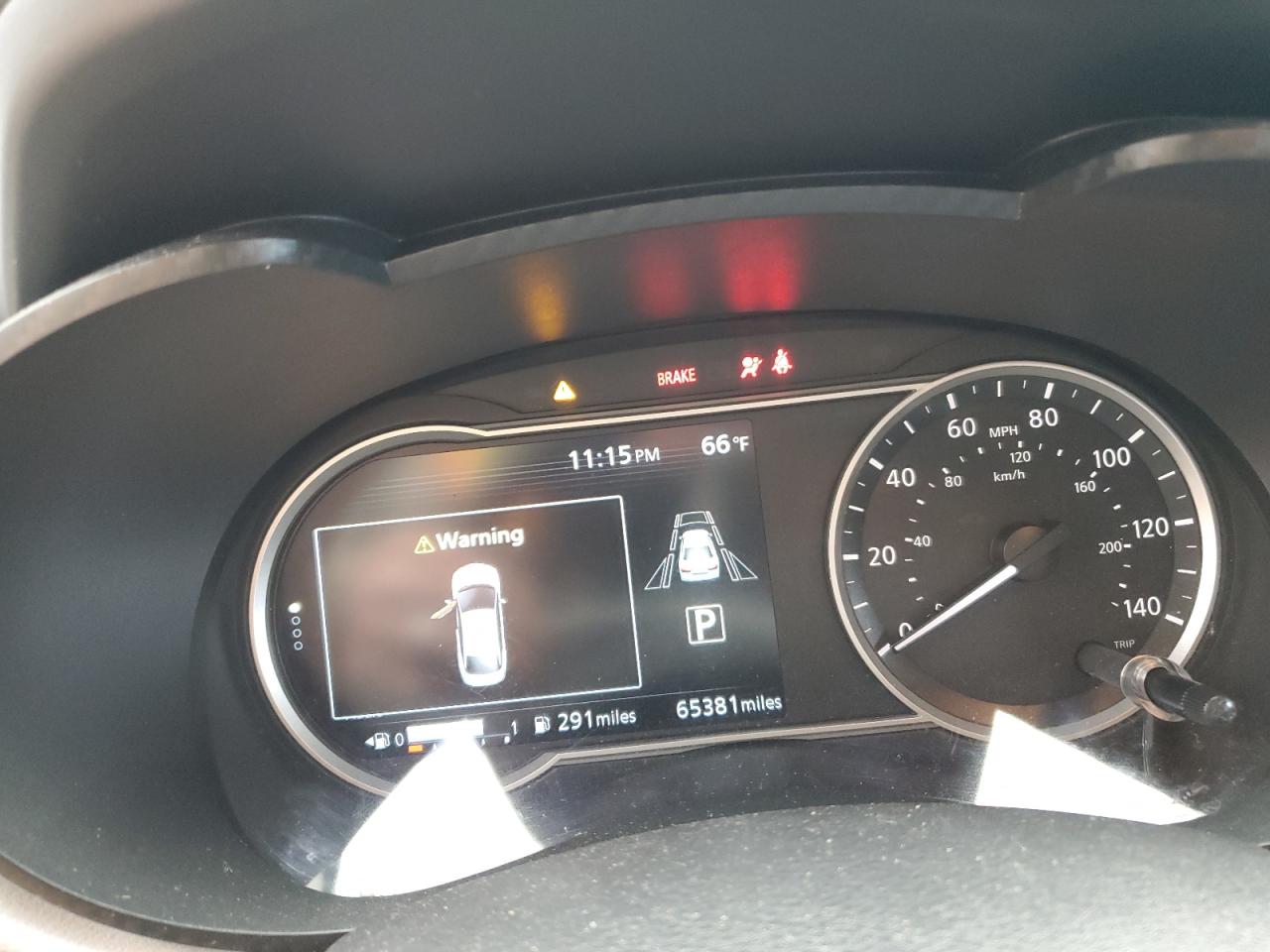 2021 Nissan Versa - Image 9