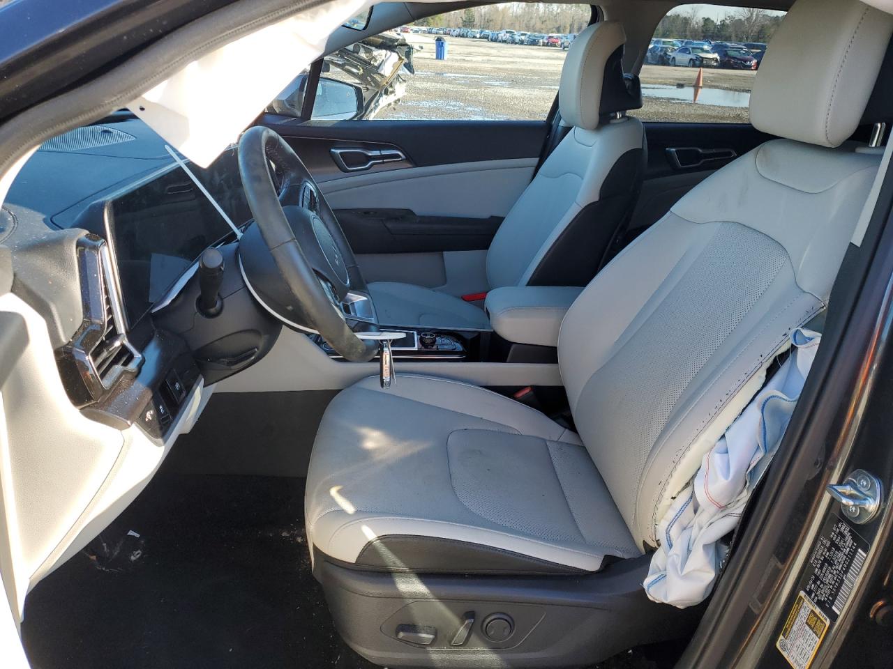 2024 Kia Sportage - Image 7