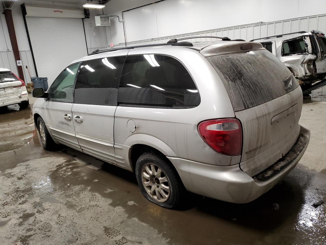 2003 Chrysler Town & Country - Image 2
