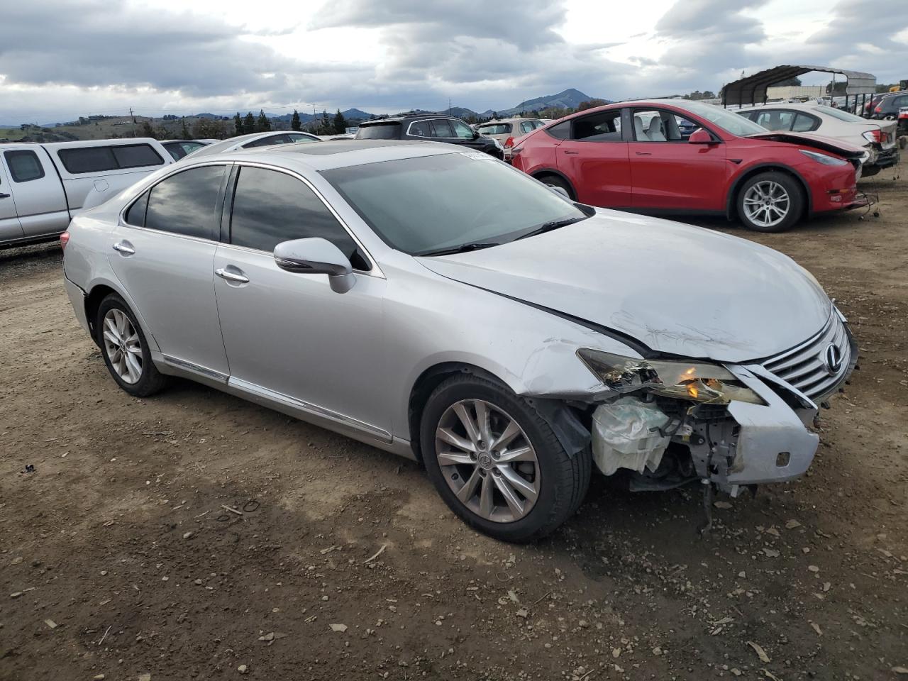 2010 Lexus ES - Image 4