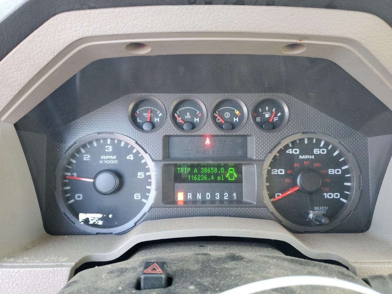 2010 Ford F350 - Image 9