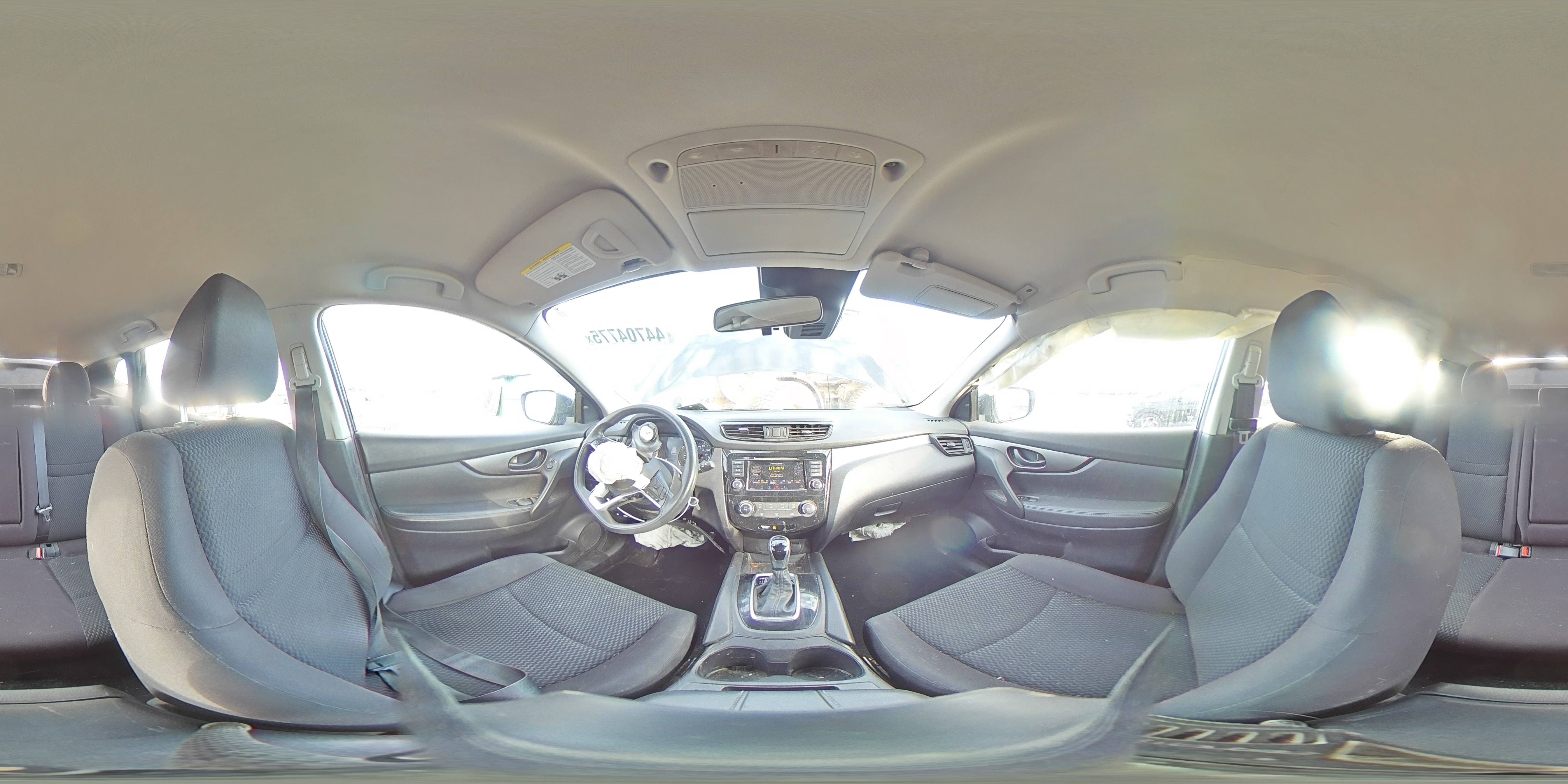 2020 Nissan Rogue - Image 12
