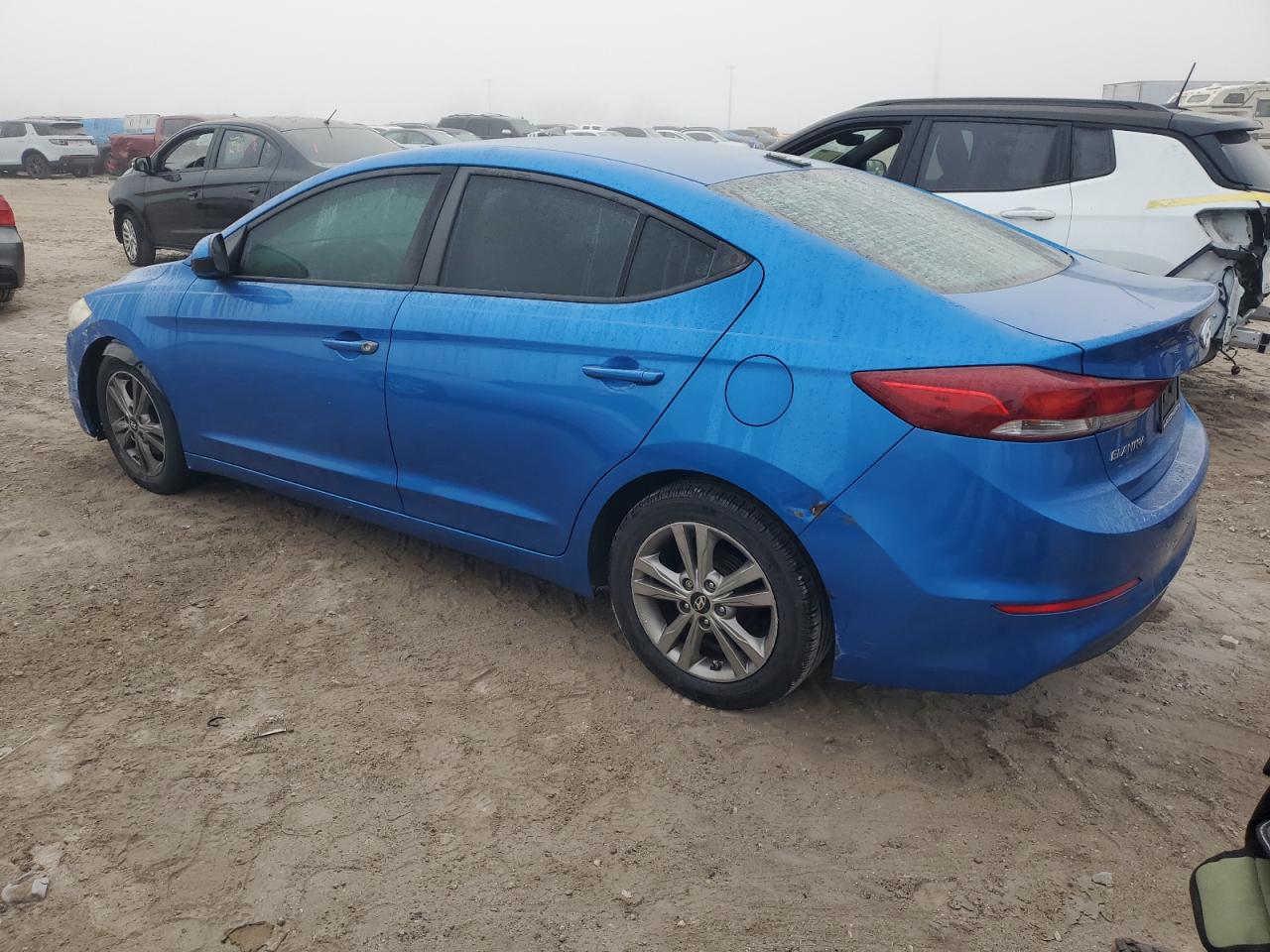 2017 Hyundai Elantra - Image 2