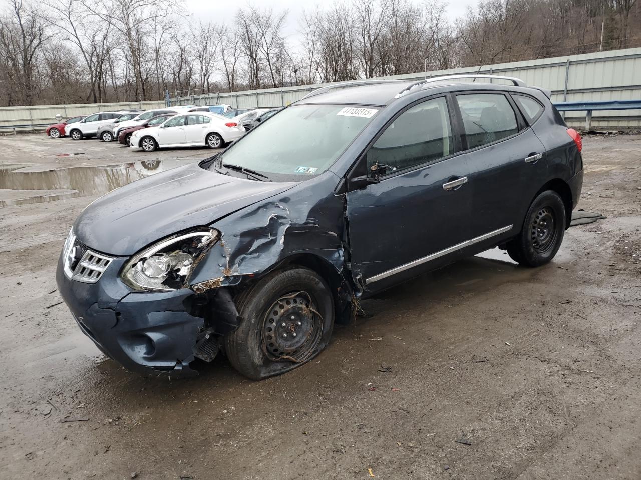 2014 Nissan Rogue - Image 1
