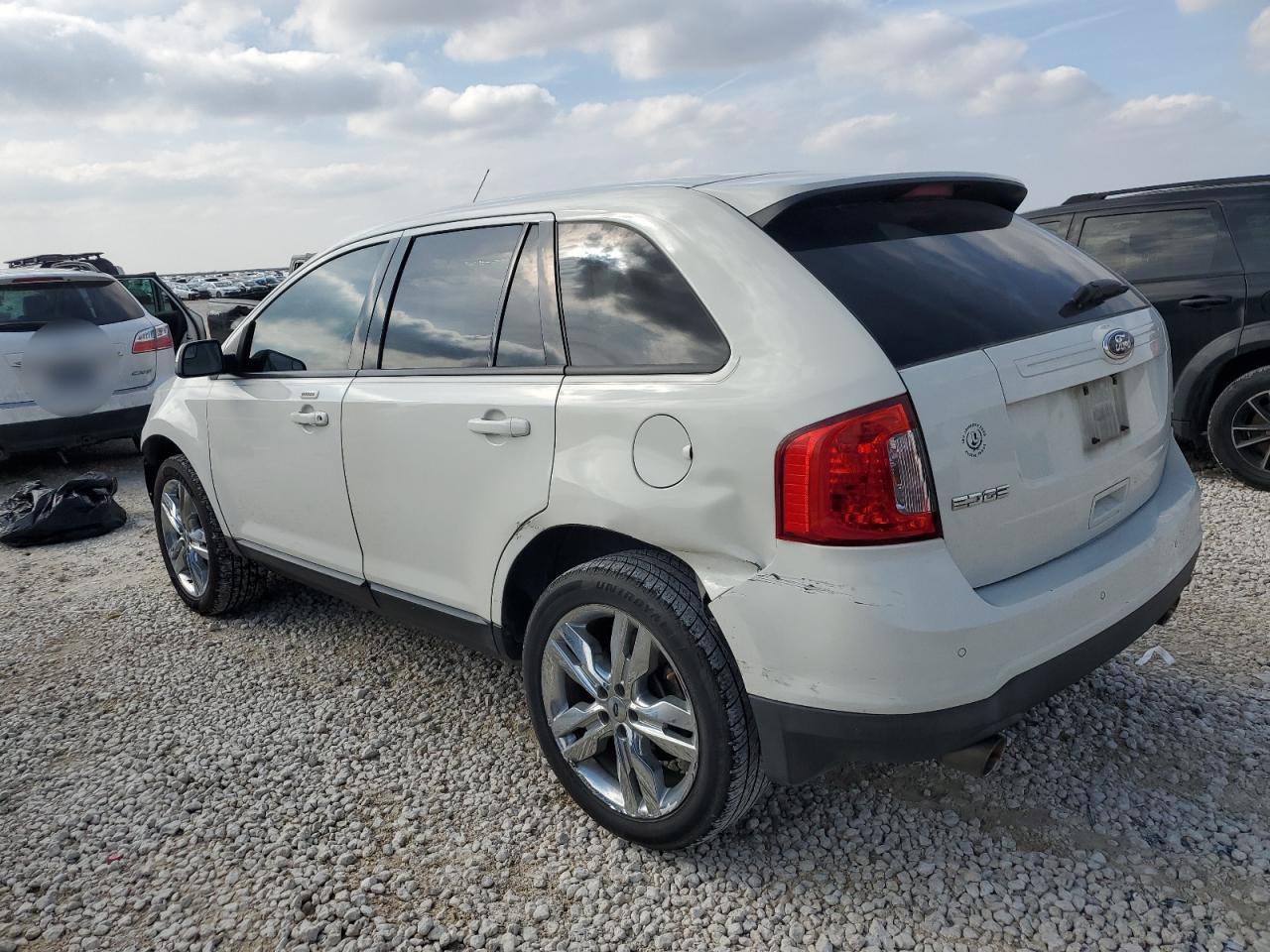 2013 Ford Edge - Image 2
