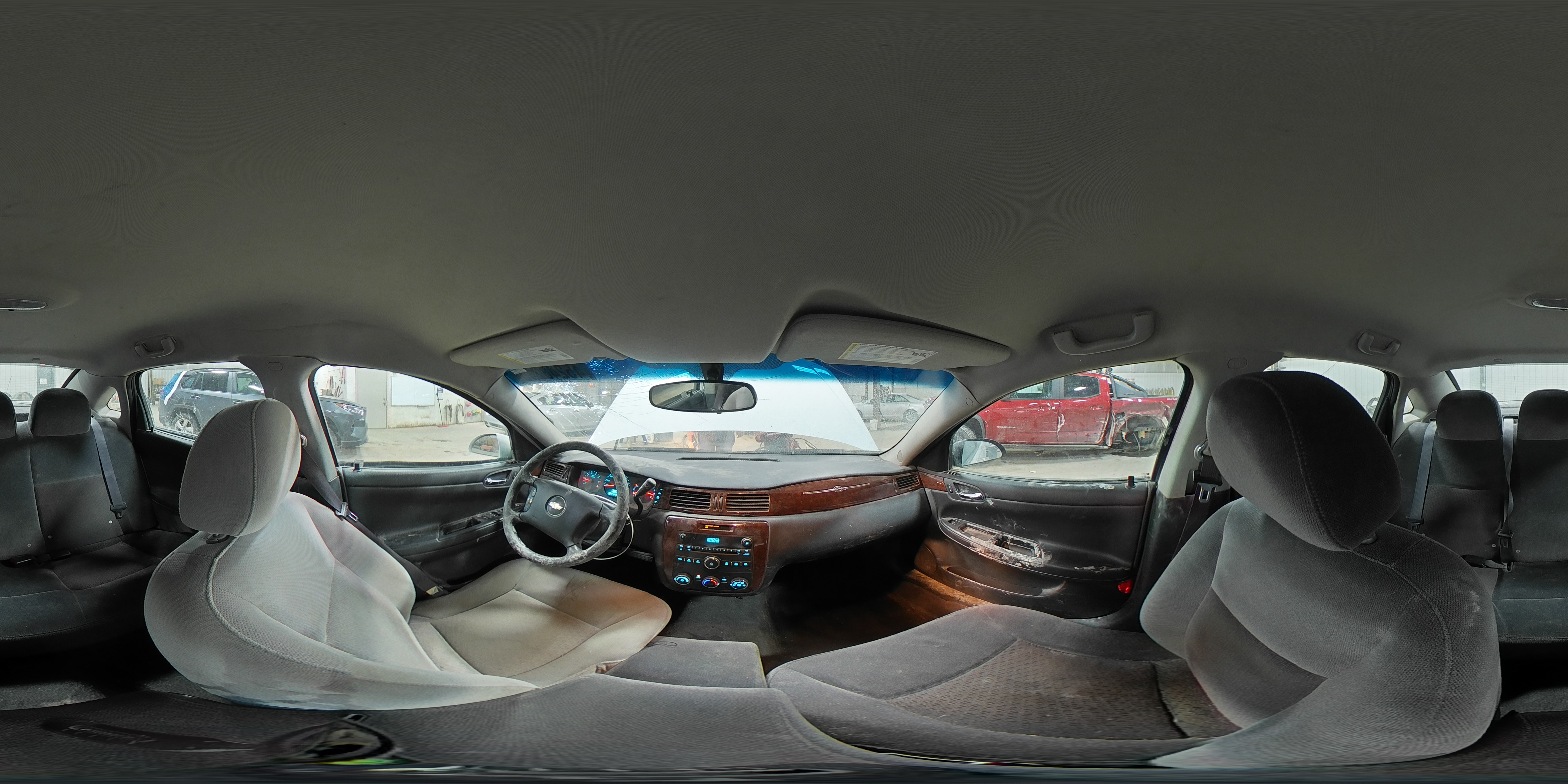 2011 Chevrolet Impala - Image 13