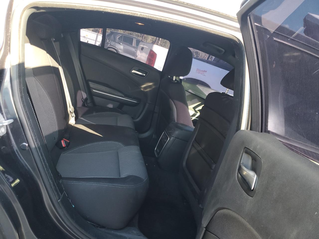 2018 Dodge Charger - Image 10