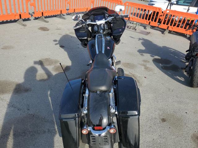  HARLEY-DAVIDSON FL 2023 Чорний