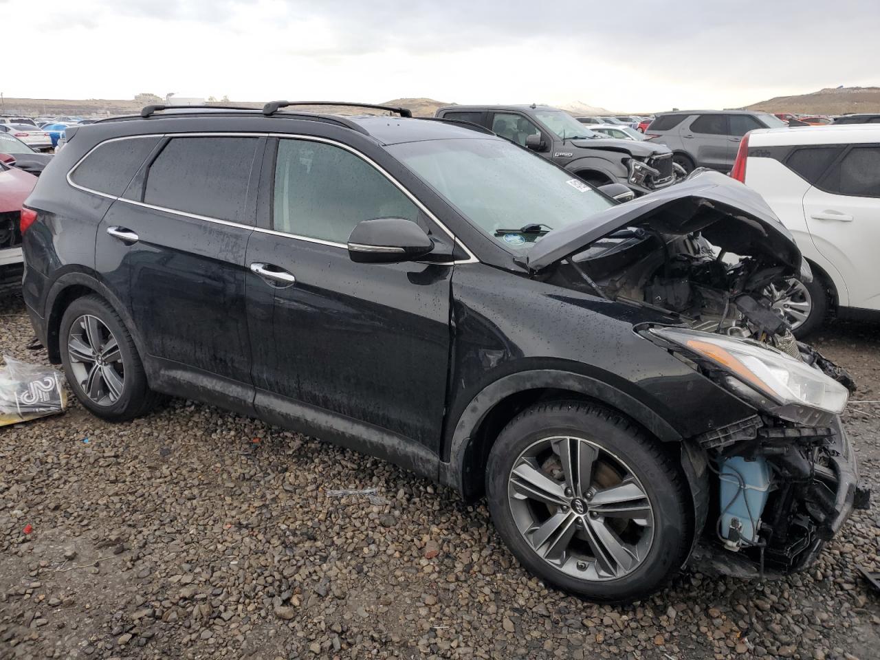 2015 Hyundai Santa Fe - Image 4