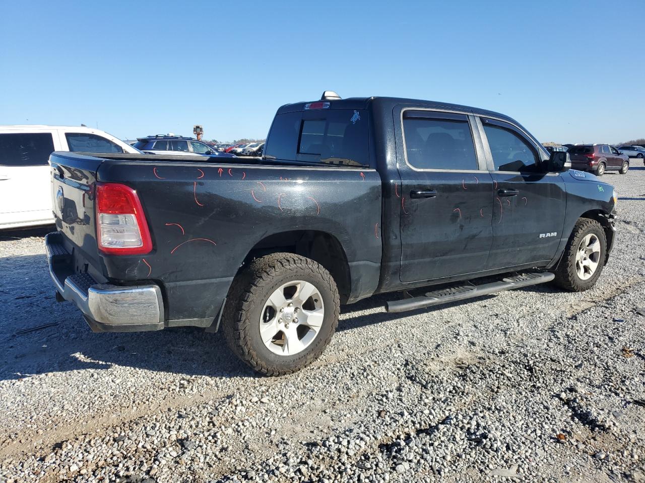 2021 RAM 1500 - Image 3