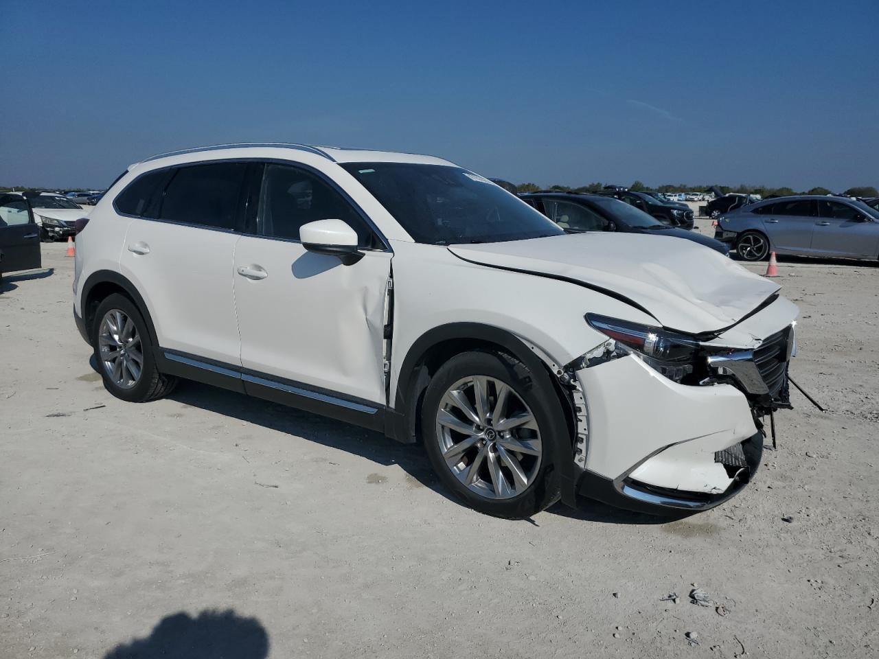 2017 Mazda CX-9 - Image 4