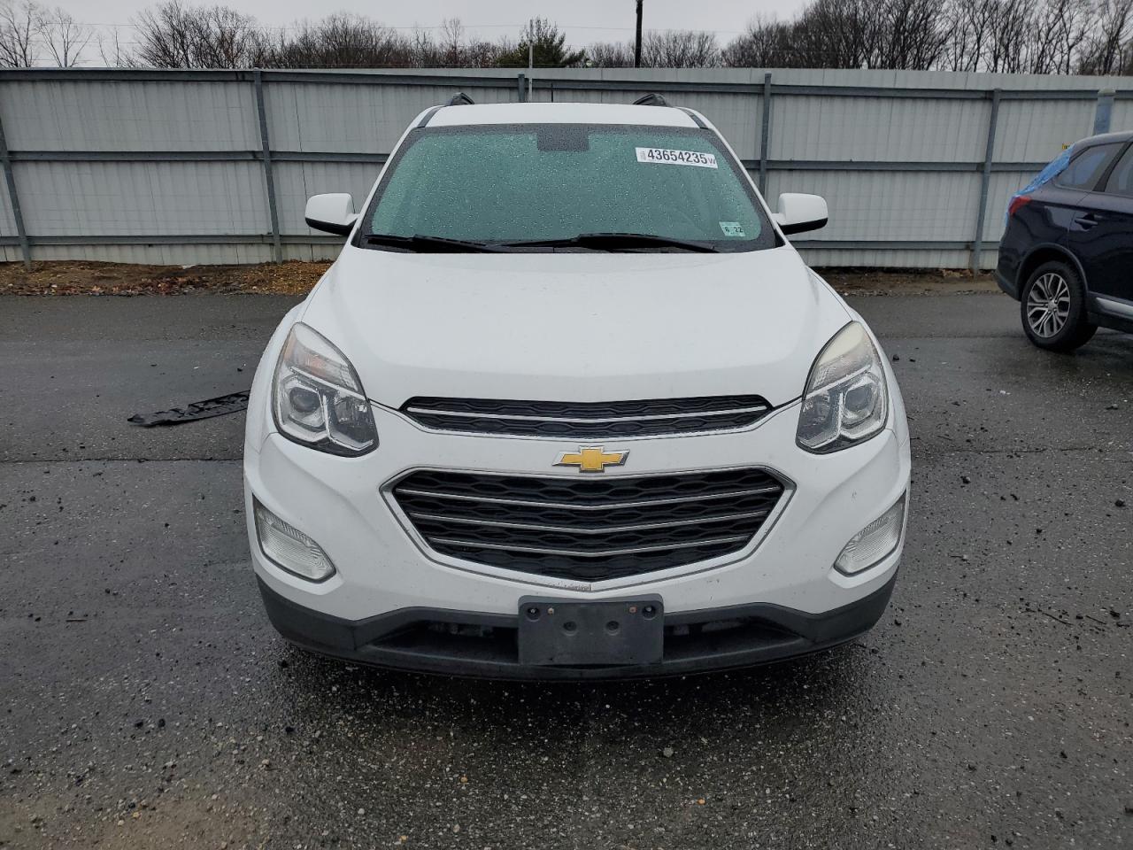 2017 Chevrolet Equinox - Image 5