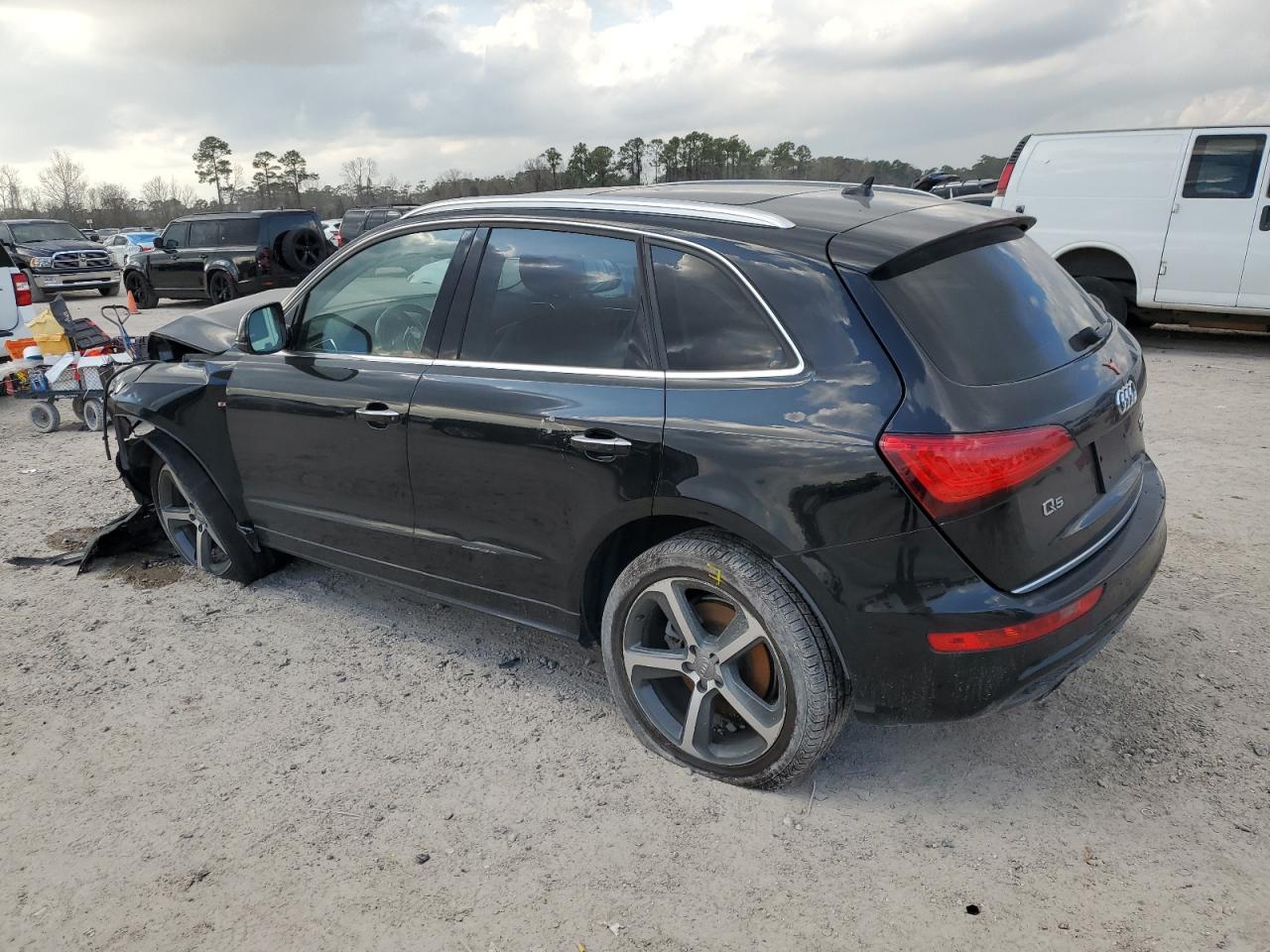 2017 Audi Q5 - Image 2