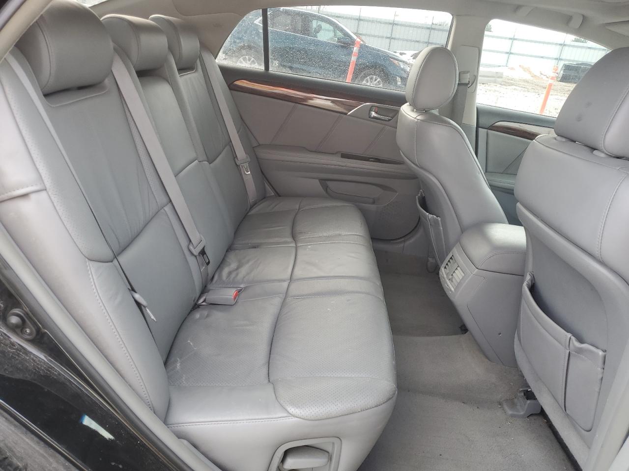 2008 Toyota Avalon - Image 10