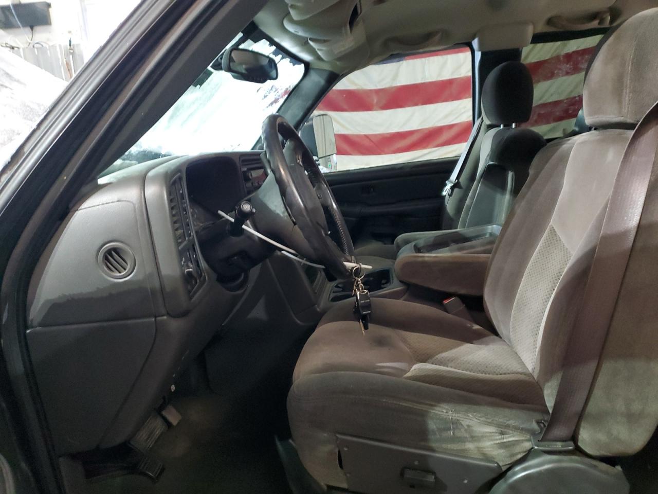 2006 Chevrolet Silverado - Image 7