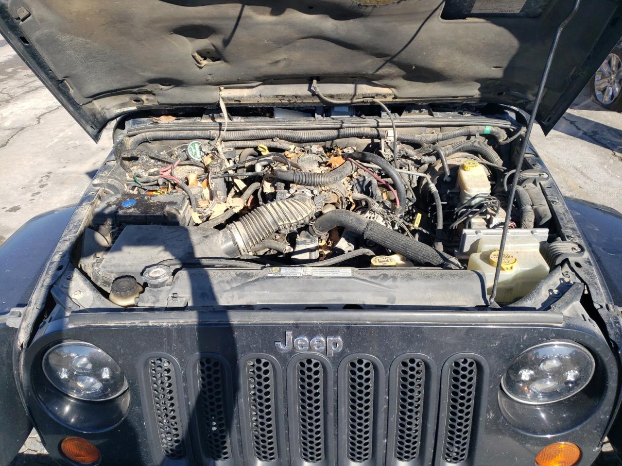 2007 Jeep Wrangler - Image 12