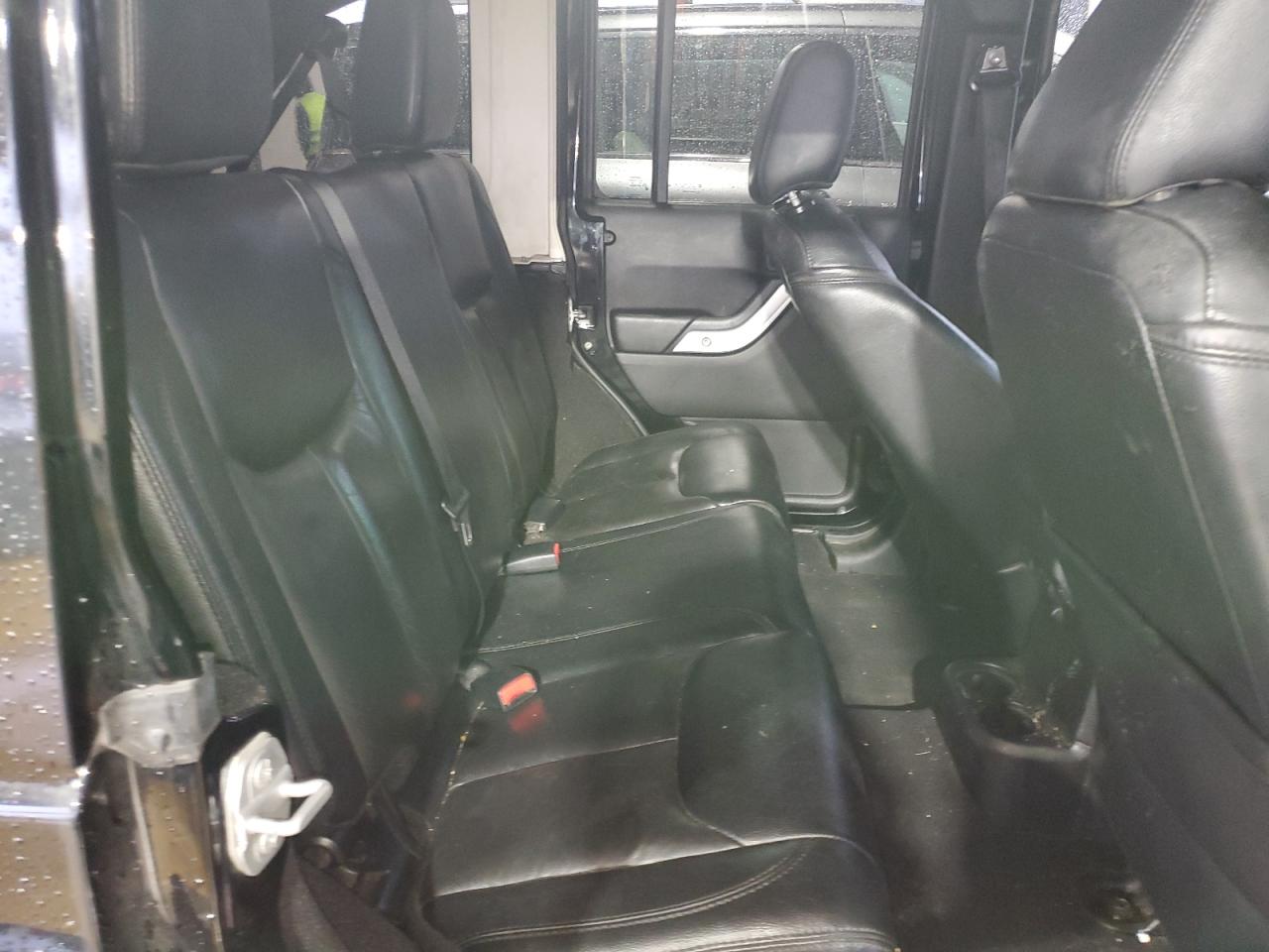 2014 Jeep Wrangler - Image 10