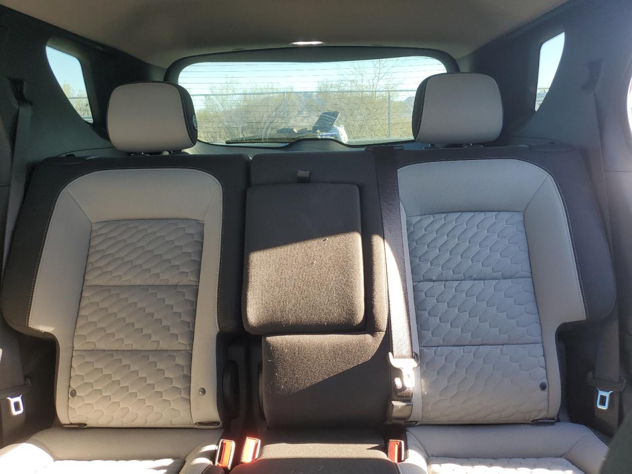 2018 Chevrolet Equinox - Image 10