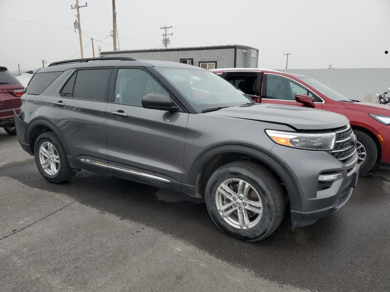 2023 Ford Explorer - Image 4