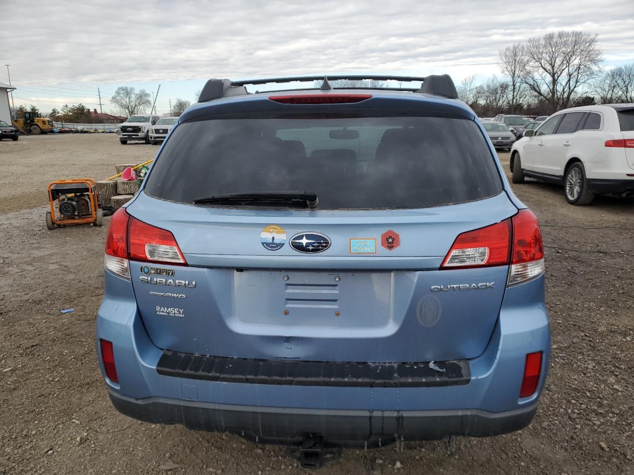 2011 Subaru Outback - Image 6