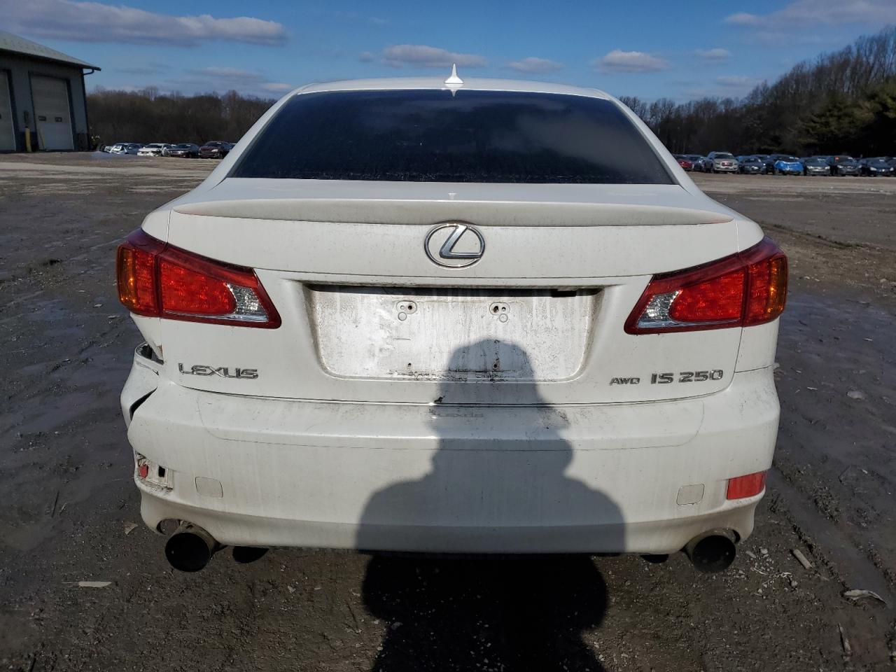 2010 Lexus IS - Image 6
