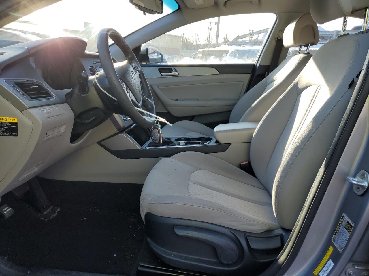 2016 Hyundai Sonata - Image 7