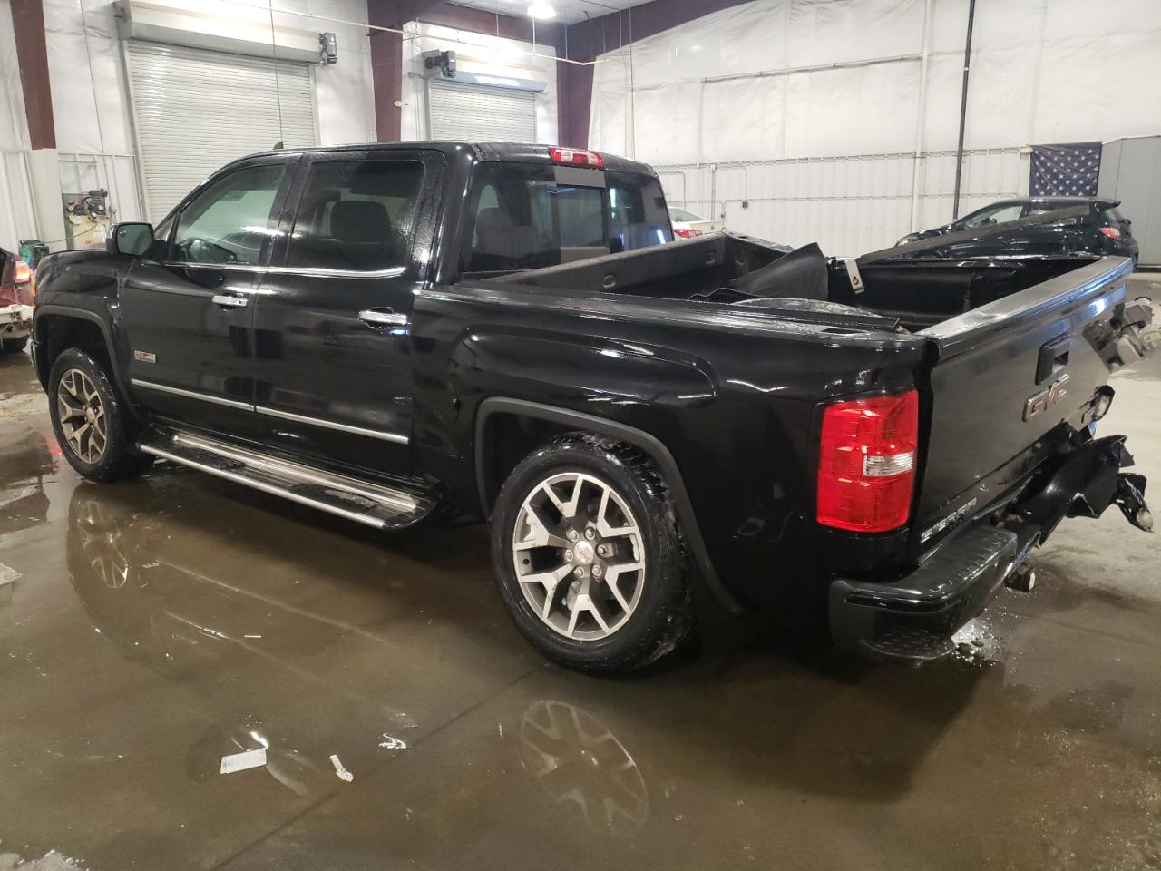 2015 GMC Sierra - Image 2