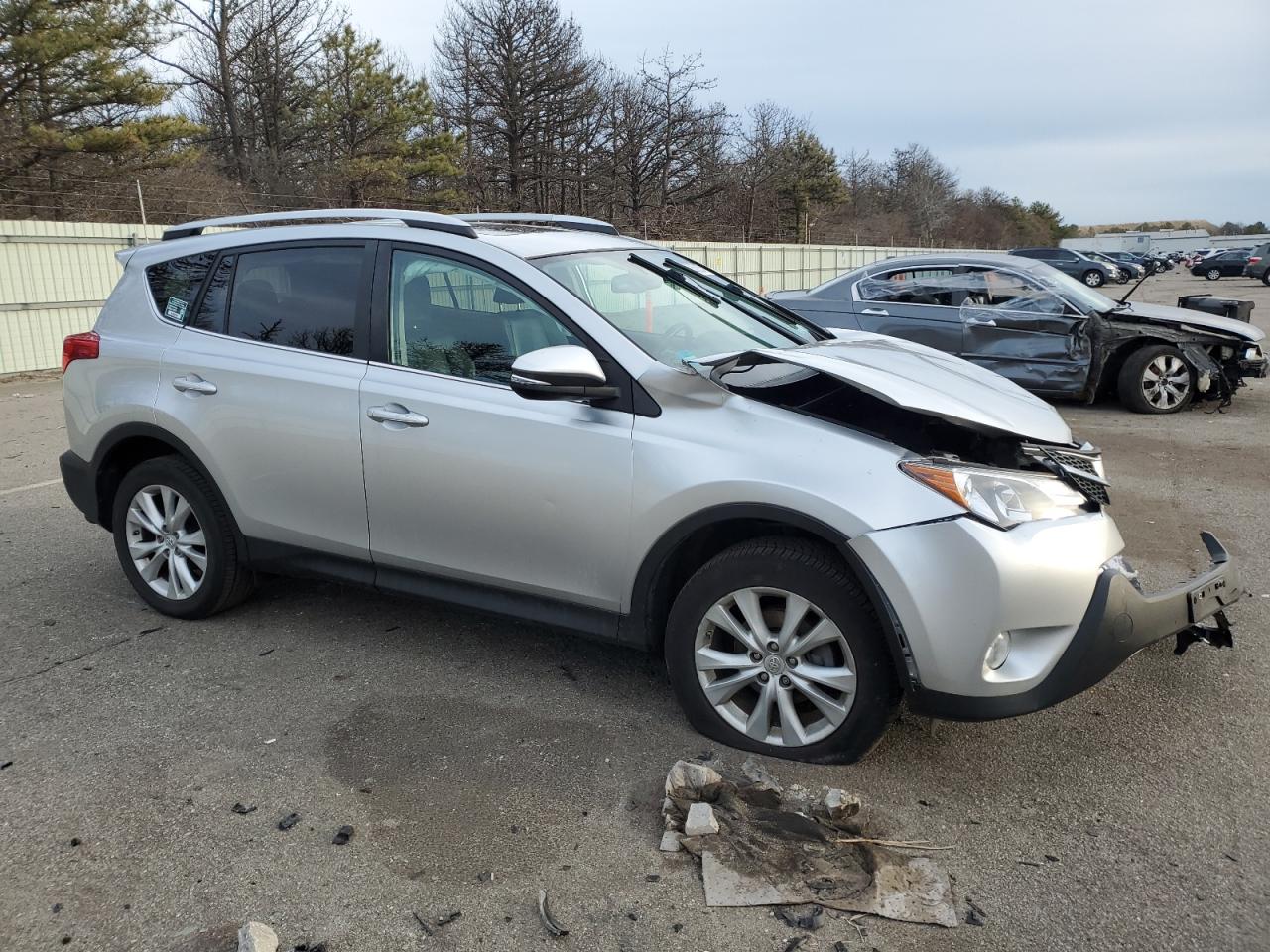 2014 Toyota RAV 4 - Image 4