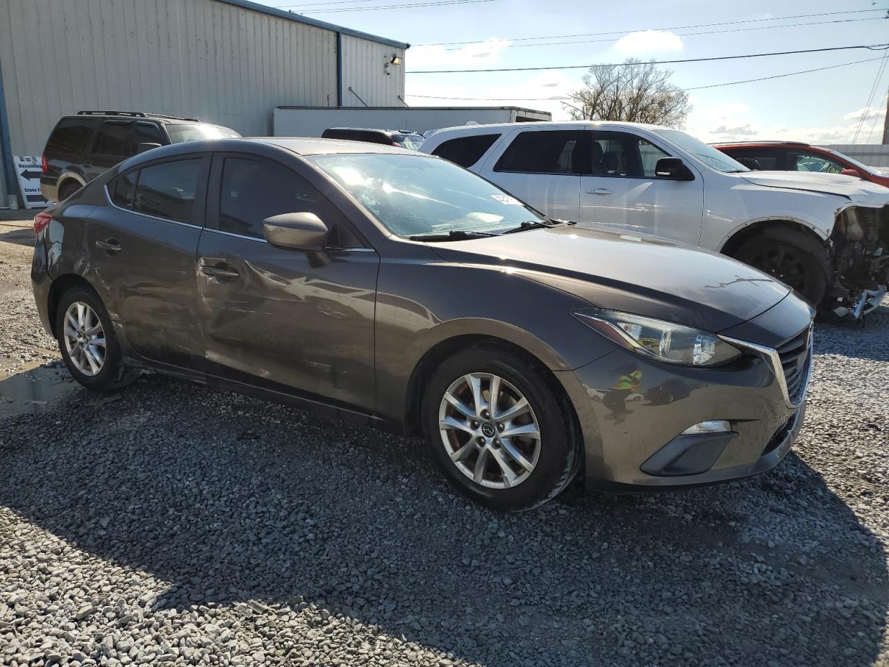 2014 Mazda 3 - Image 4