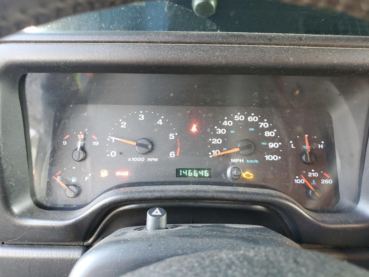 2005 Jeep Wrangler - Image 9
