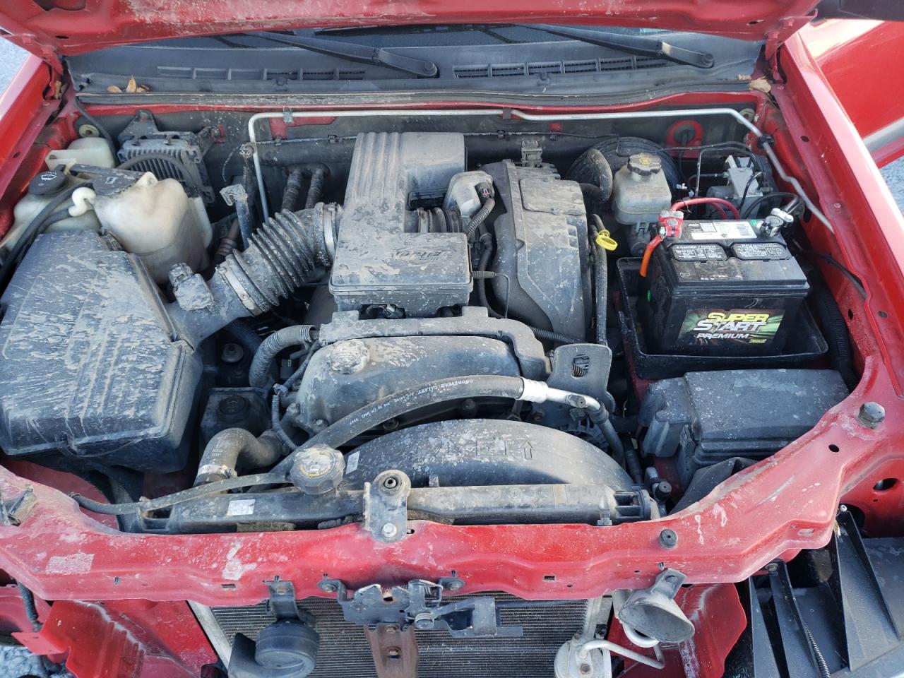2004 Chevrolet Colorado - Image 12