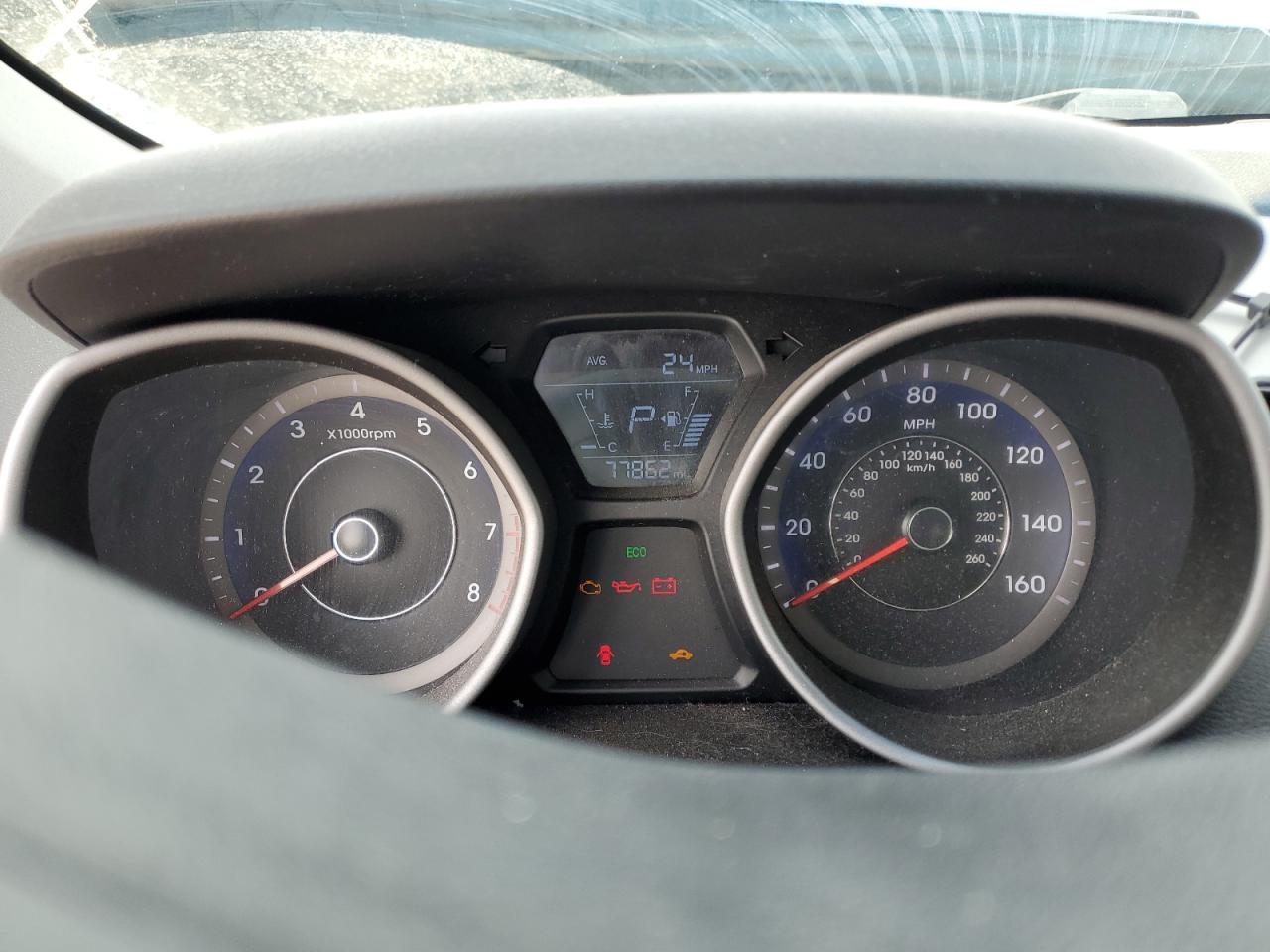 2016 Hyundai Elantra - Image 9