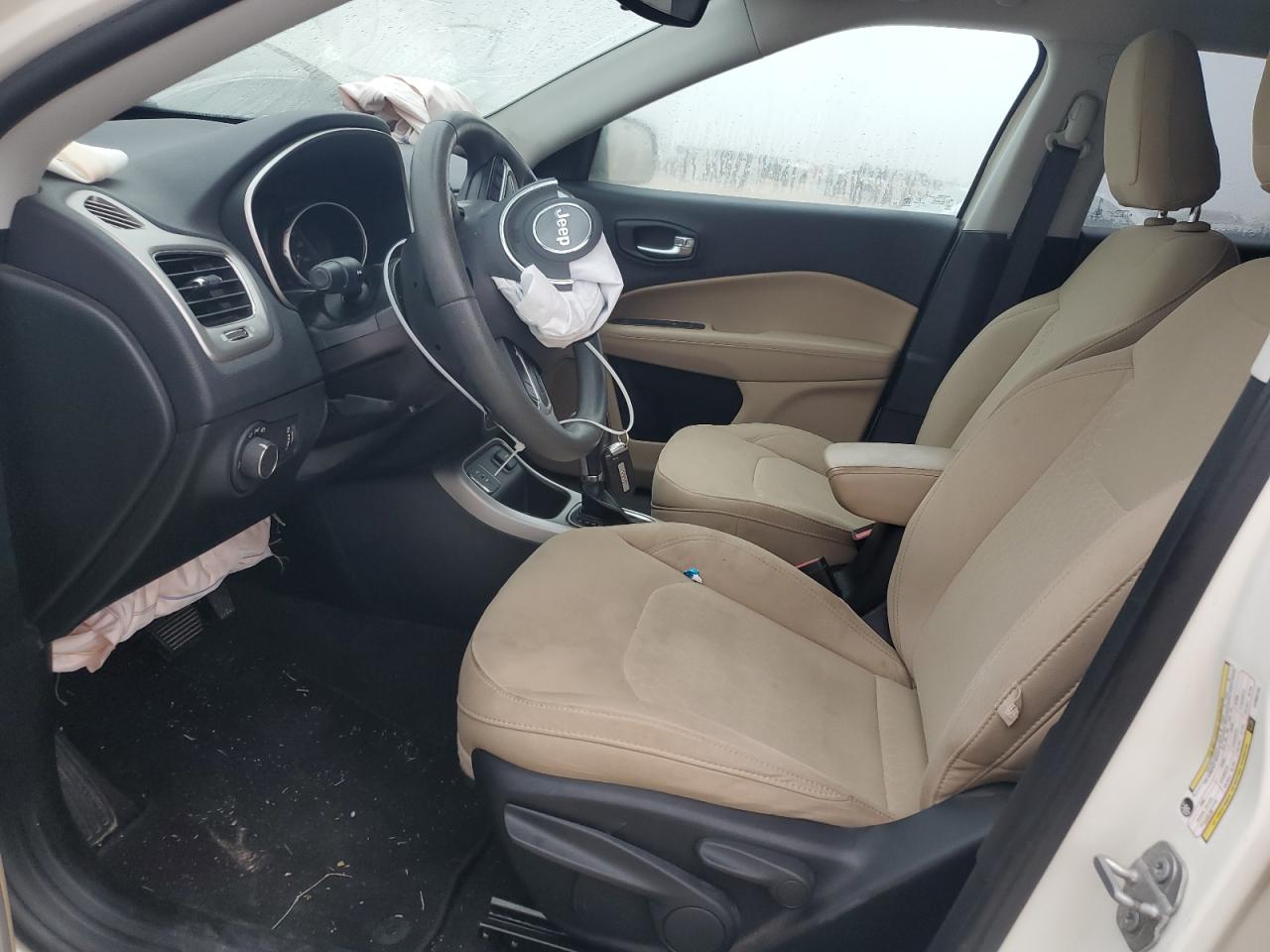 2018 Jeep Compass - Image 7