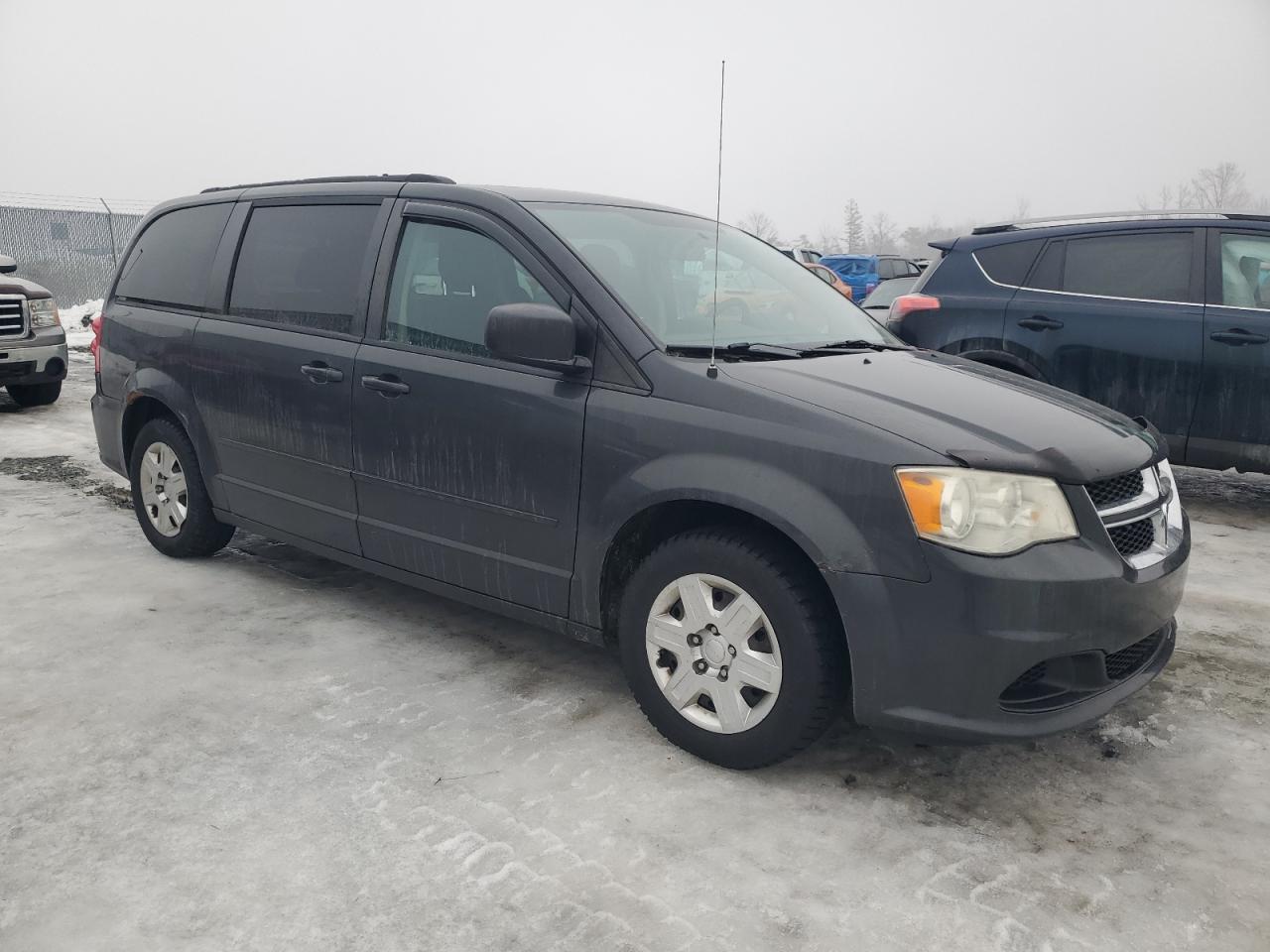 2012 Dodge Caravan - Image 4