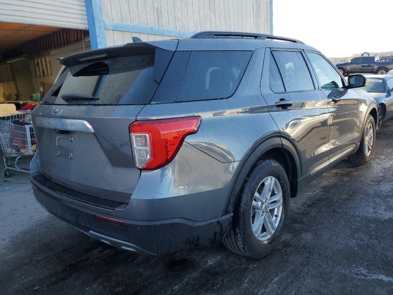 2023 Ford Explorer - Image 3
