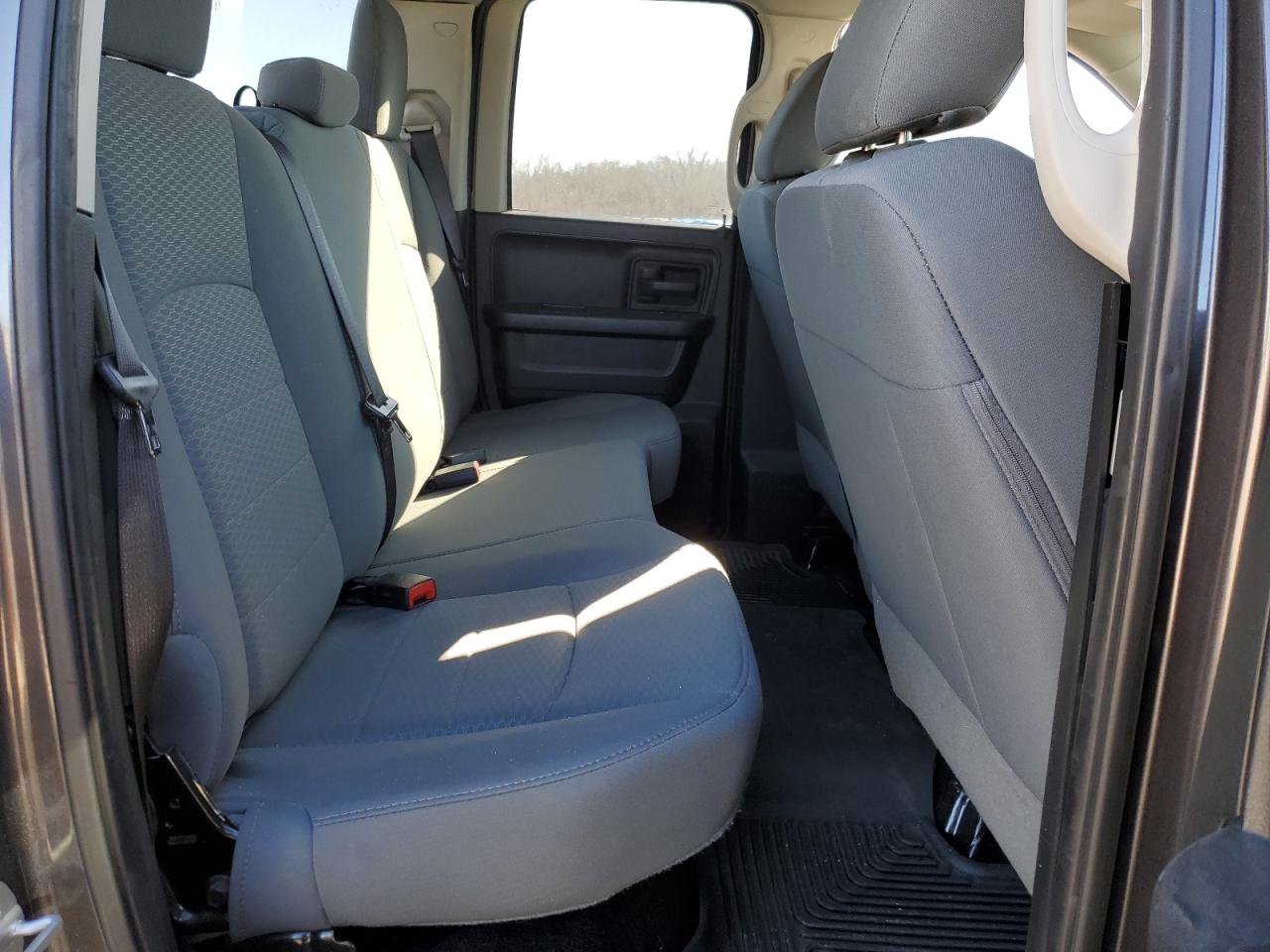 2017 RAM 1500 - Image 10