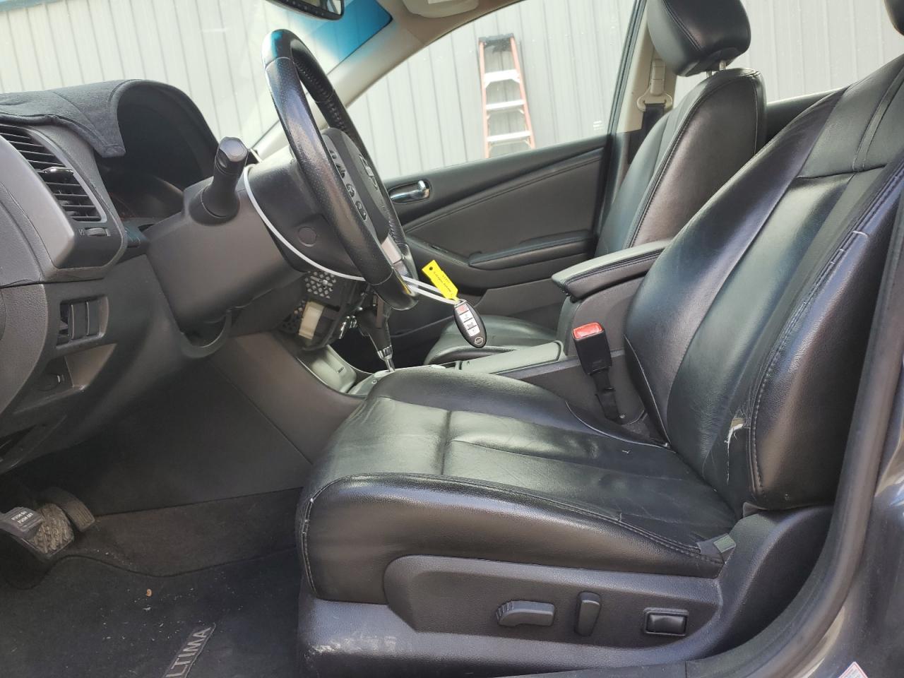 2009 Nissan Altima - Image 7