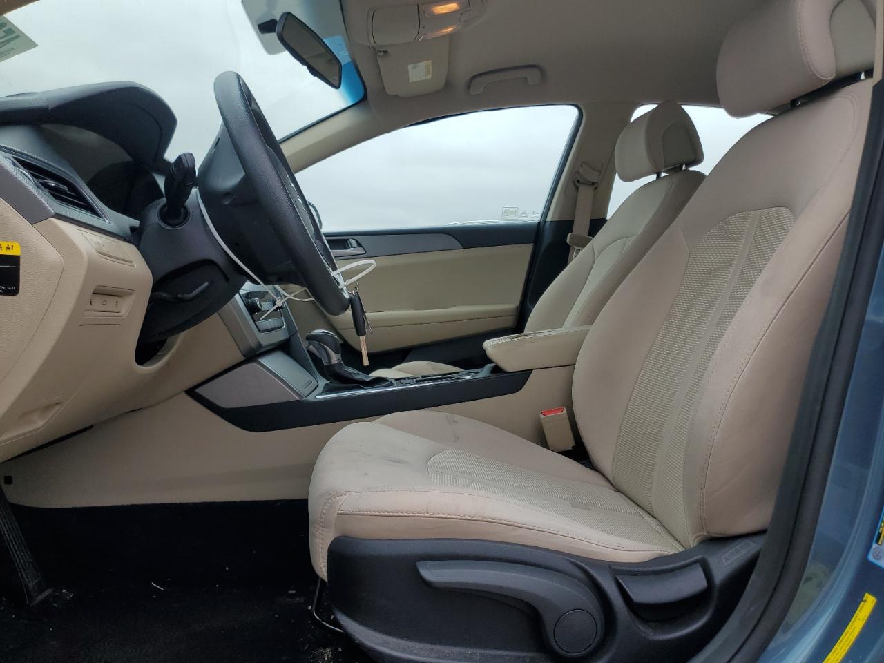 2016 Hyundai Sonata - Image 7