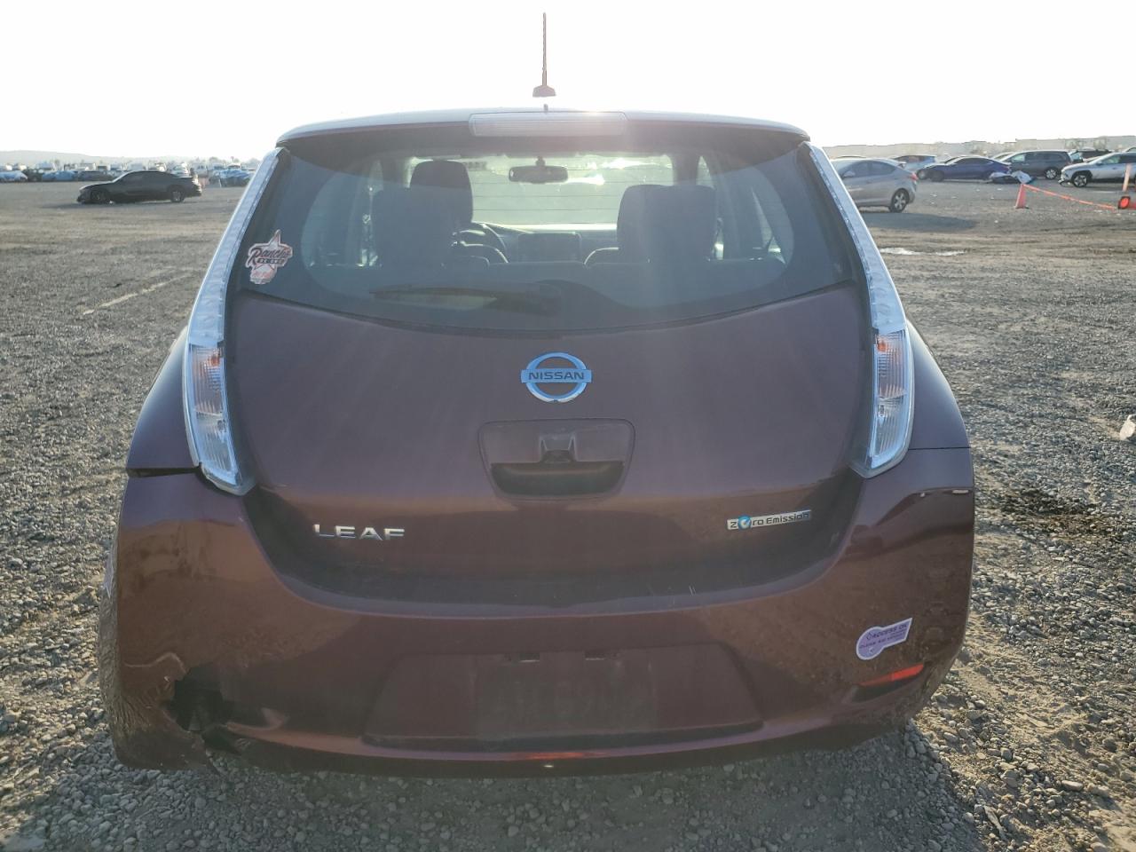 2016 Nissan Leaf - Image 6