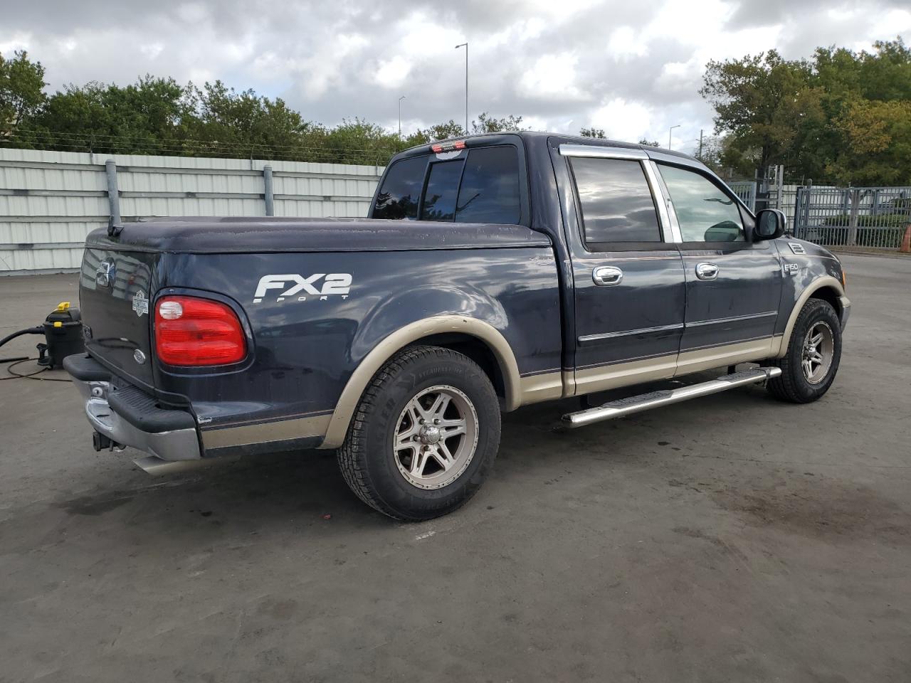 2001 Ford F-150 - Image 3
