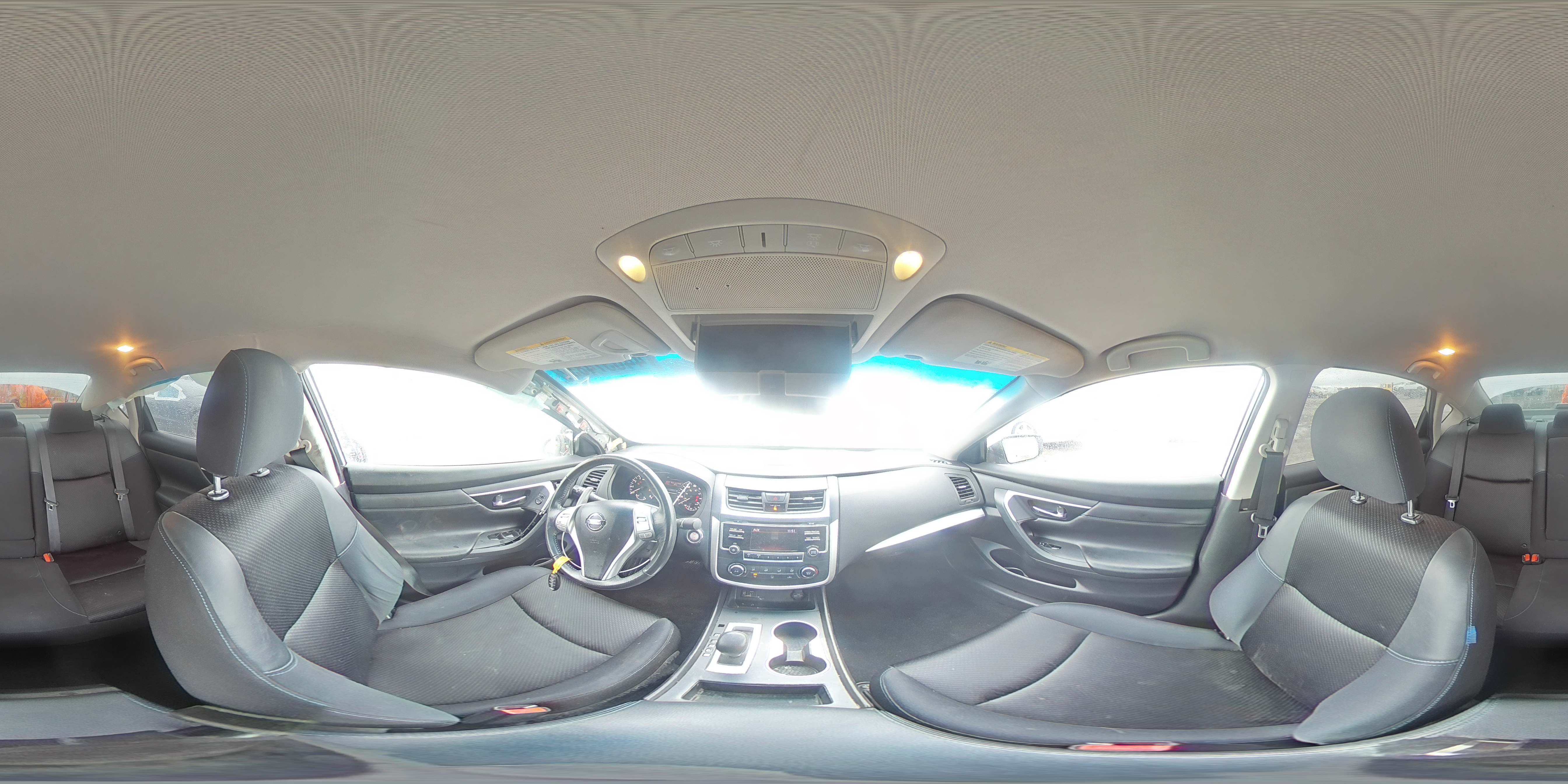 2016 Nissan Altima - Image 13