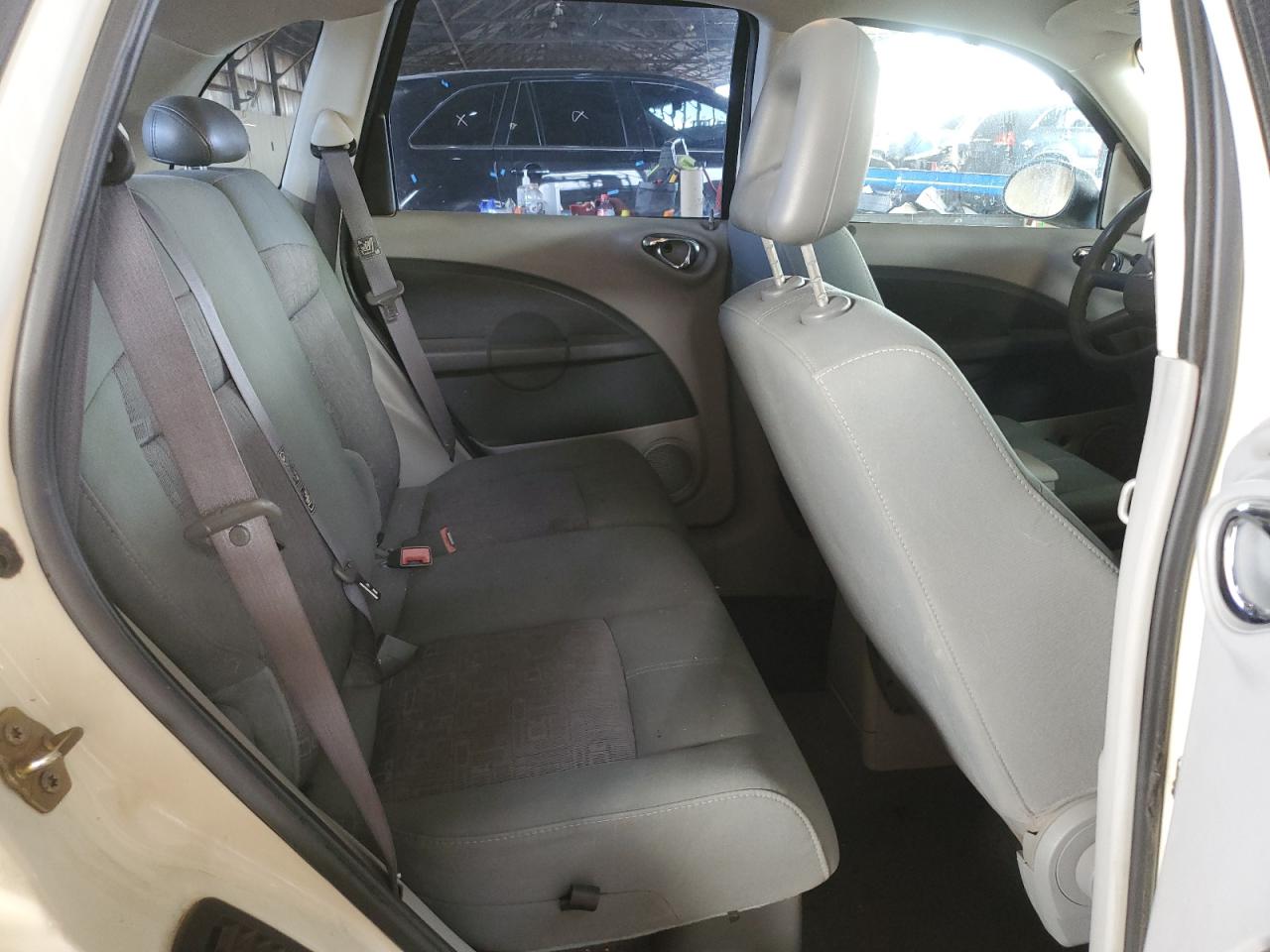 2007 Chrysler PT Cruiser - Image 10