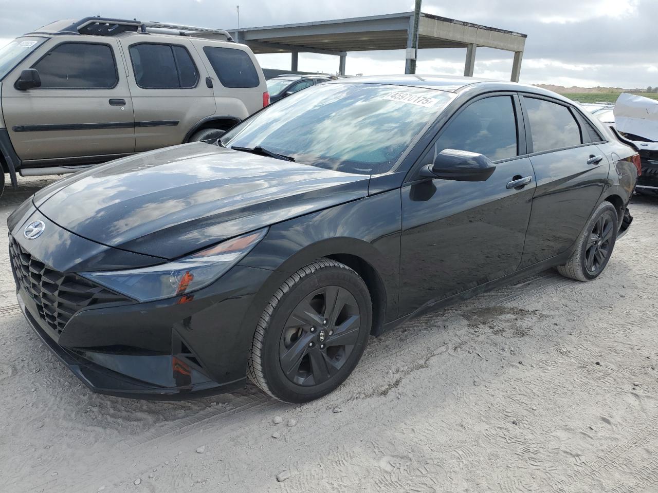2022 Hyundai Elantra - Image 1