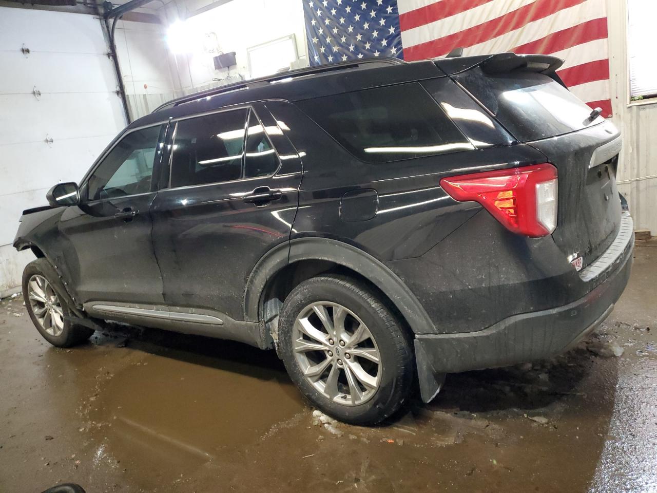 2021 Ford Explorer - Image 2