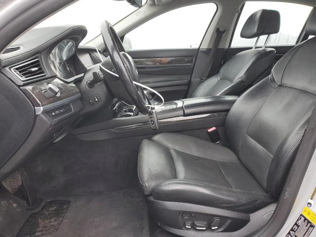 Седаны BMW 7 SERIES 2012 Серебристый