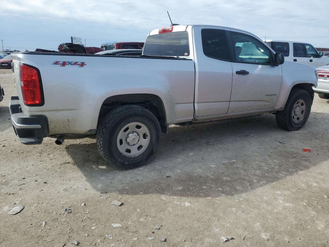 2016 Chevrolet Colorado - Image 3