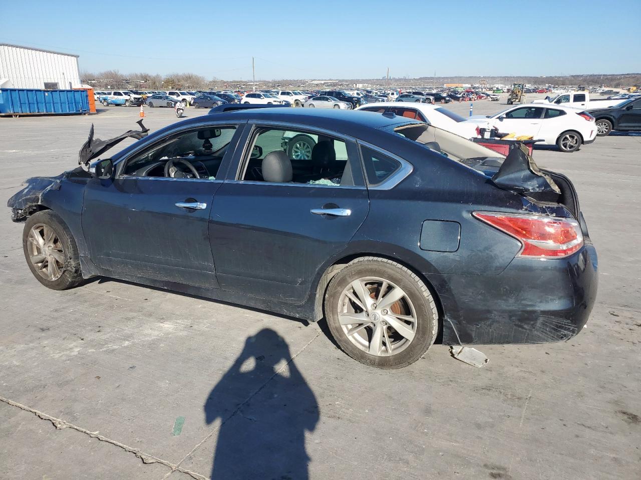 2014 Nissan Altima - Image 2